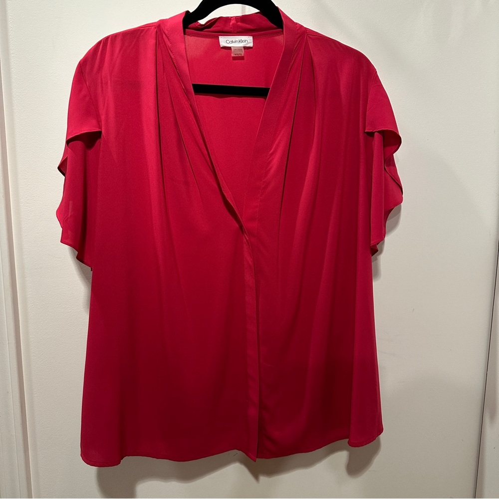 Calvin Klein Pink Relaxed Blouse with V-Neck and Short Sleeves - 1X